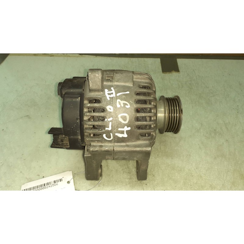 Recambio de alternador para renault clio ii fase ii (b/cb0) campus referencia OEM IAM 0986080140 BOSCH 110A