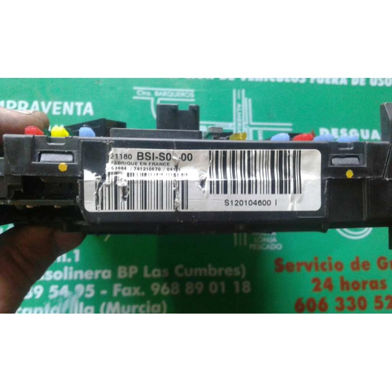 Recambio de caja reles / fusibles para peugeot 407 st confort referencia OEM IAM S120104600 BSI S0 