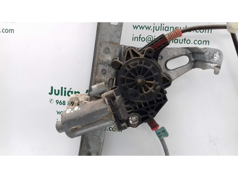 Recambio de elevalunas delantero derecho para peugeot 206 berlina xr referencia OEM IAM 9637530580  ELECTRICO