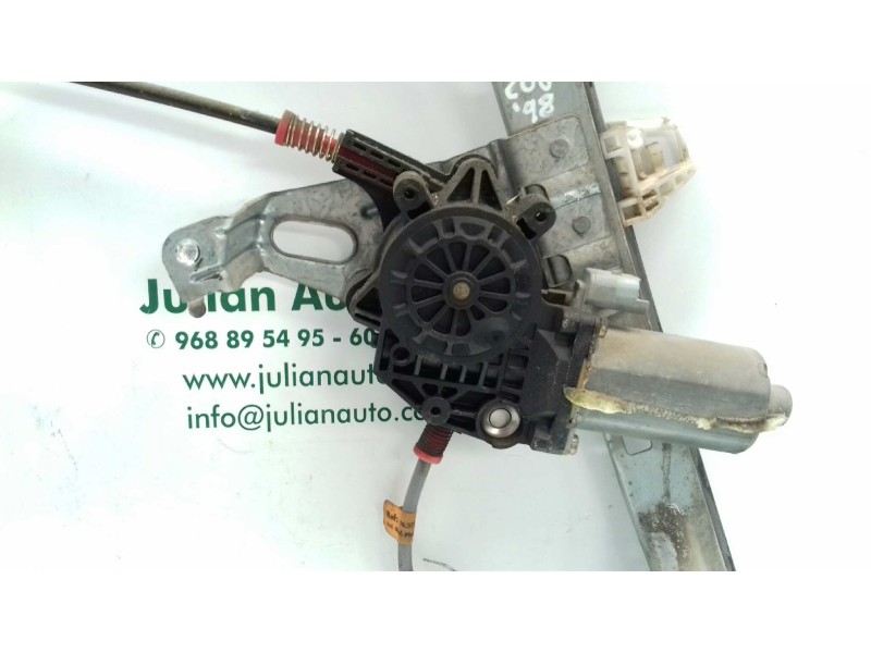Recambio de elevalunas delantero izquierdo para peugeot 206 berlina xr referencia OEM IAM 9637530680  ELECTRICO