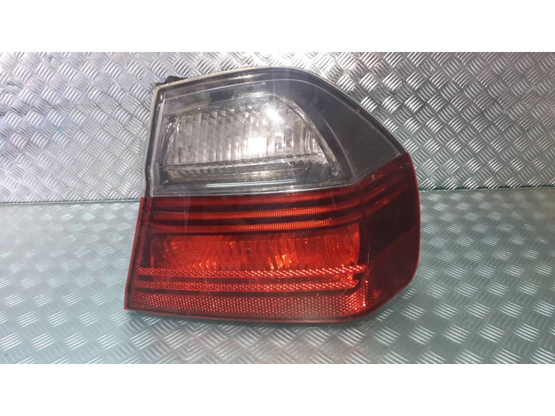 Recambio de piloto trasero derecho para bmw serie 3 berlina (e90) 330i referencia OEM IAM 63210406880  63210406