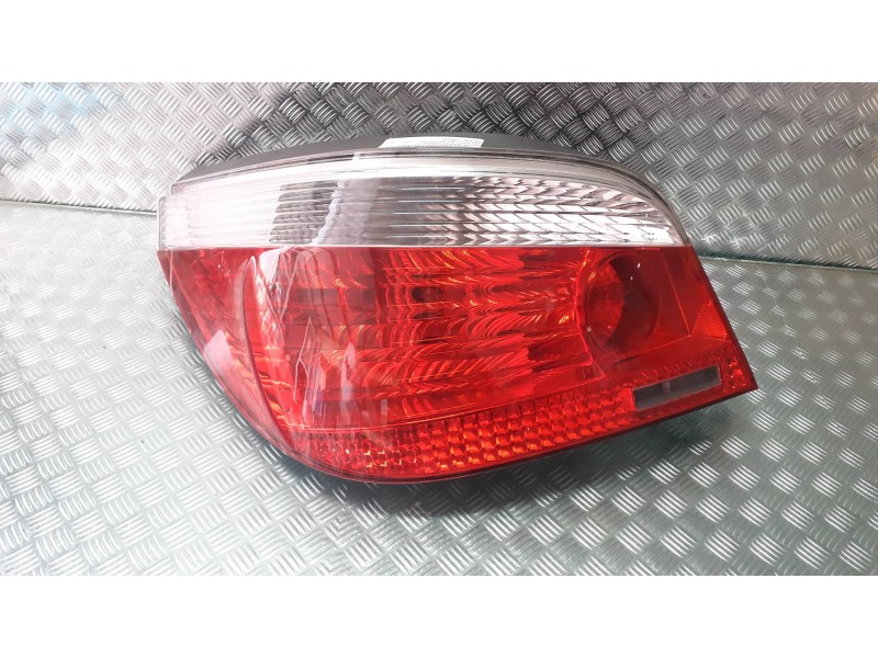 Recambio de piloto trasero izquierdo para bmw serie 5 berlina (e60) 520i referencia OEM IAM 7165737 2VP00867905 15823703