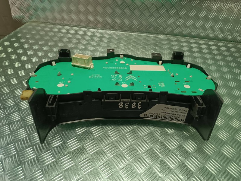 Recambio de cuadro instrumentos para peugeot 207 sport referencia OEM IAM 9662904980 A2C5306554 SIEMENS