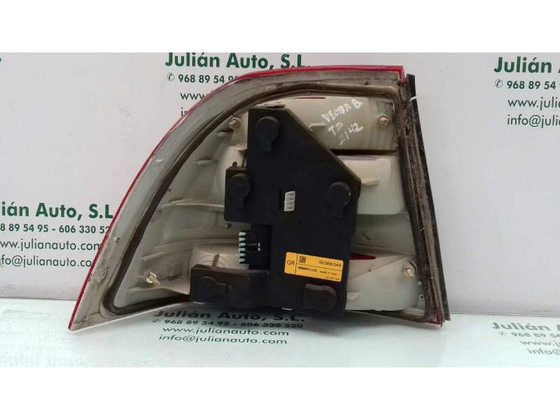 Recambio de piloto trasero derecho para opel vectra b berlina cd referencia OEM IAM 37360748  