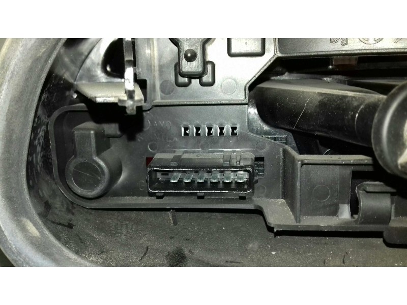 Recambio de piloto trasero izquierdo para citroen saxo 1.5 d image referencia OEM IAM   6 PINES