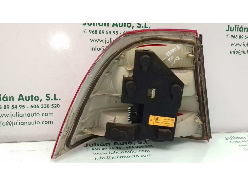 Recambio de piloto trasero derecho para opel vectra b berlina cd referencia OEM IAM 37360748  