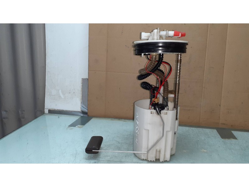 Recambio de bomba combustible para nissan qashqai (j10) acenta referencia OEM IAM 17040BB51A 0580204300 BOSCH