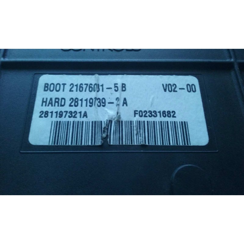 Recambio de centralita motor uce para peugeot 307 berlina (s2) xsi referencia OEM IAM 9662213180 0281013331 KIT - BOSCH