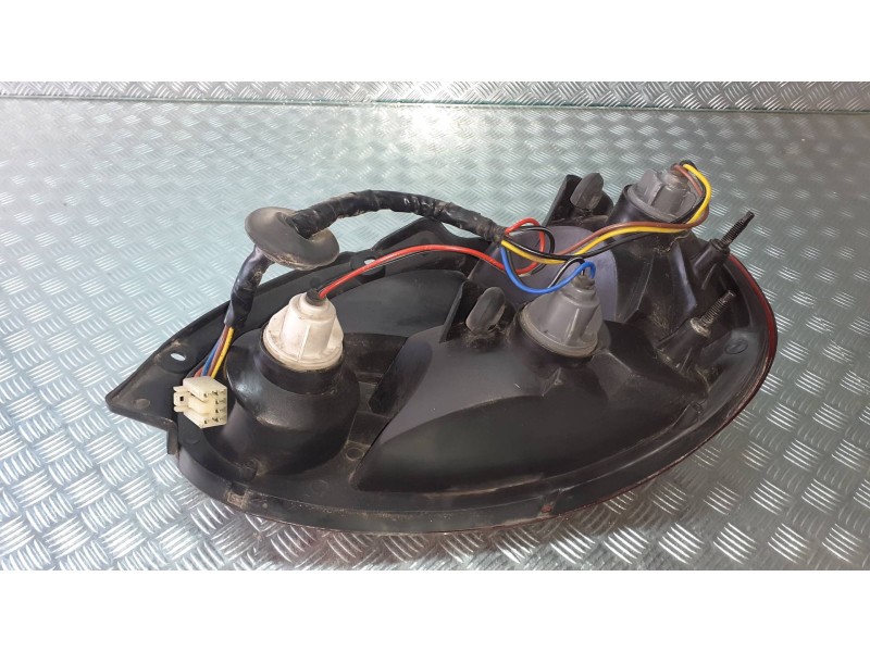 Recambio de piloto trasero izquierdo para daewoo matiz cd referencia OEM IAM 0320504239  