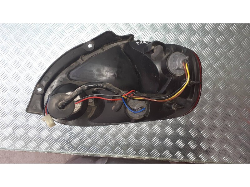 Recambio de piloto trasero izquierdo para daewoo matiz cd referencia OEM IAM 0320504239  