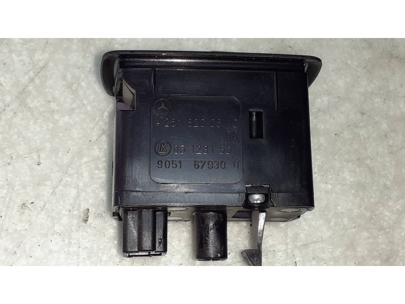 Recambio de mando elevalunas trasero izquierdo para mercedes-benz clase a (w169) a 180 cdi a-edition referencia OEM IAM A2518200