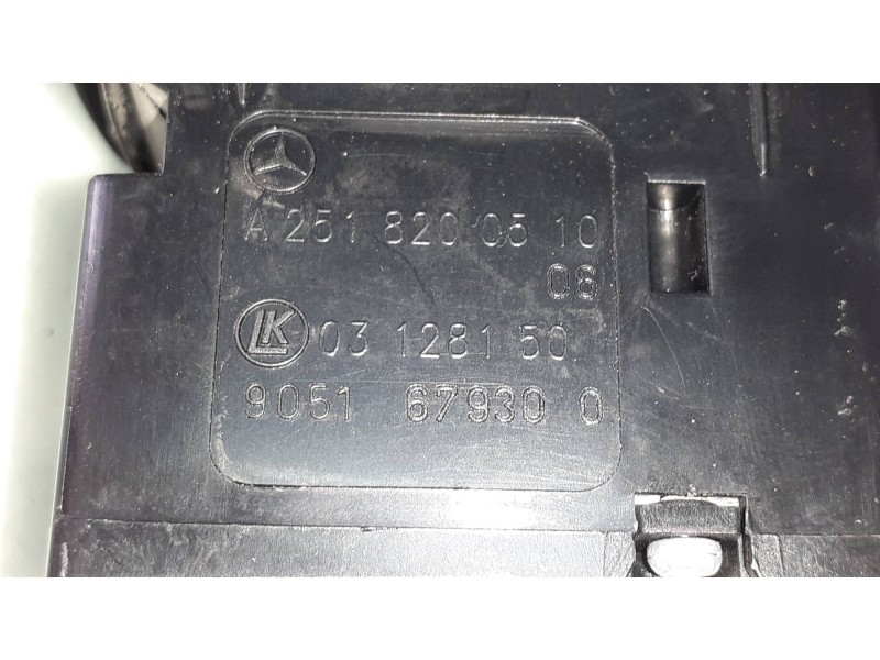 Recambio de mando elevalunas trasero izquierdo para mercedes-benz clase a (w169) a 180 cdi a-edition referencia OEM IAM A2518200