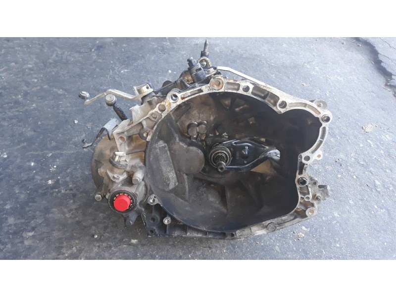 Recambio de caja cambios para peugeot 206 berlina xr referencia OEM IAM 20DL72  5 VELOCIDADES