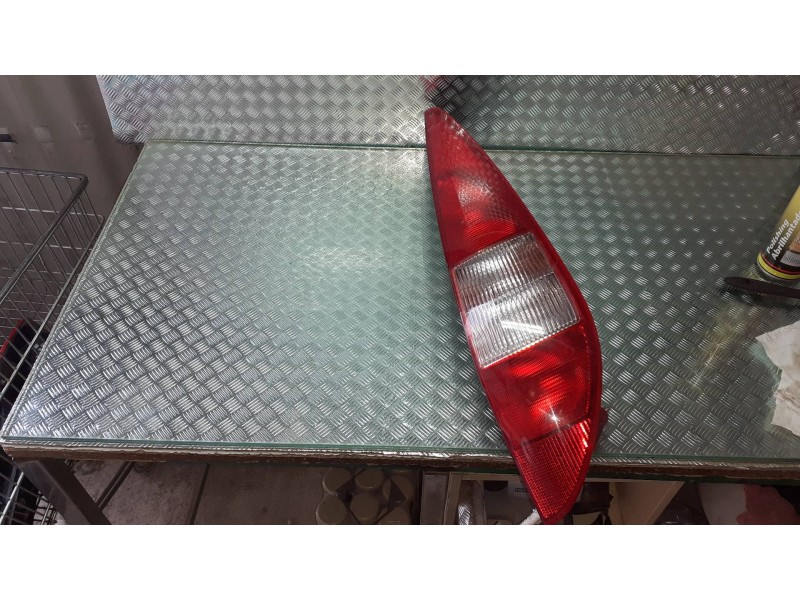 Recambio de piloto trasero izquierdo para ford mondeo turnier (ge) futura referencia OEM IAM 1S7113404C  