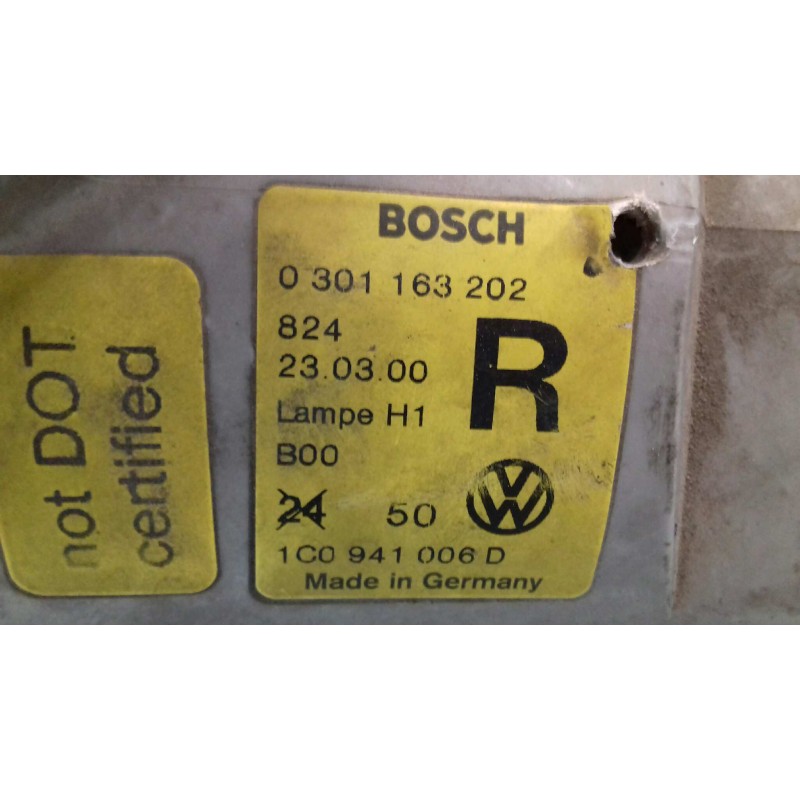 Recambio de faro derecho para volkswagen new beetle (9c1/1c1) 1.9 tdi referencia OEM IAM 1C0941006D 0301163202 BOSCH