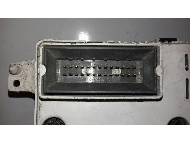 Recambio de cuadro instrumentos para chrysler pt cruiser (pt) 2.0 limited referencia OEM IAM 04671535AJ CR0019002 