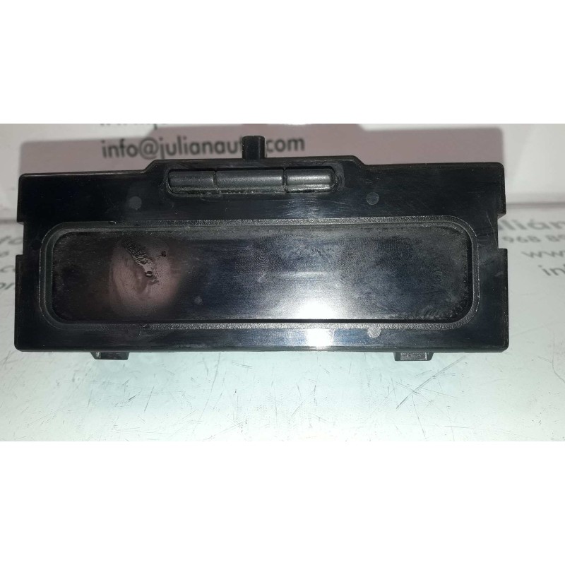 Recambio de pantalla multifuncion para renault megane ii classic berlina expression referencia OEM IAM 8200107839 NS20582475 SAG