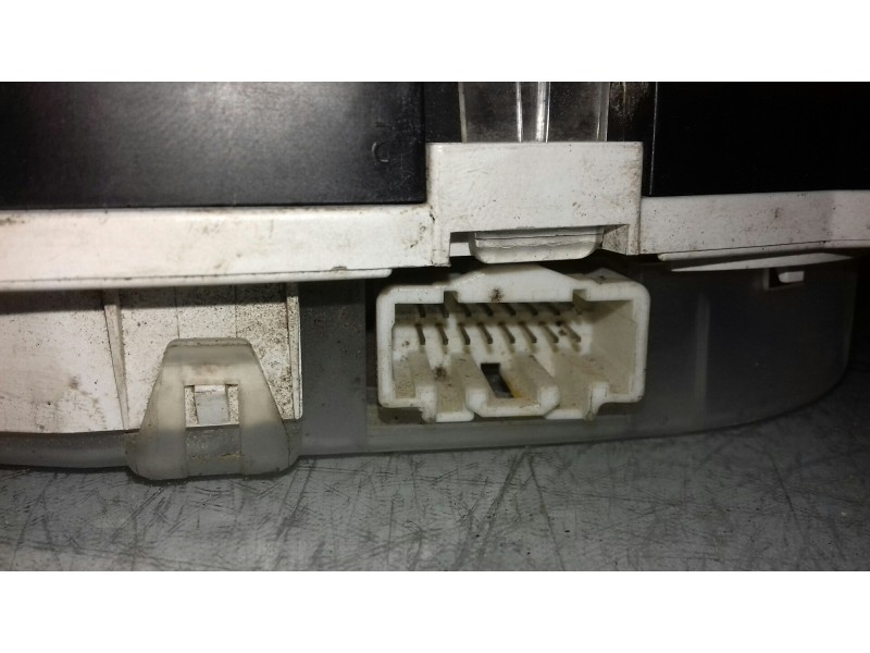 Recambio de cuadro instrumentos para mazda 6 berlina (gg) 2.0 crtd 120 active (4-ptas.) referencia OEM IAM JGGJ6WC  