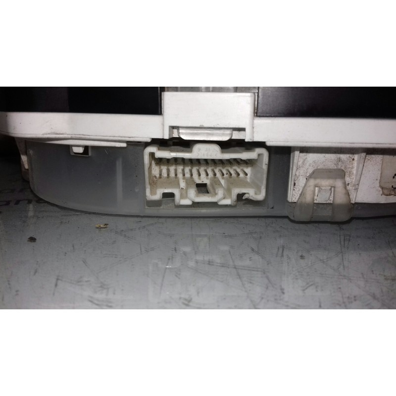 Recambio de cuadro instrumentos para mazda 6 berlina (gg) 2.0 crtd 120 active (4-ptas.) referencia OEM IAM JGGJ6WC  