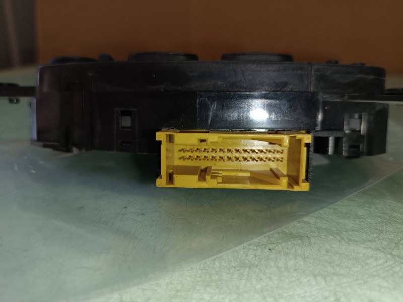 Recambio de mando elevalunas delantero izquierdo para jaguar s-type 3.0 v6 referencia OEM IAM VB6940 AMARILLO CONECTOR 13 + 13 P