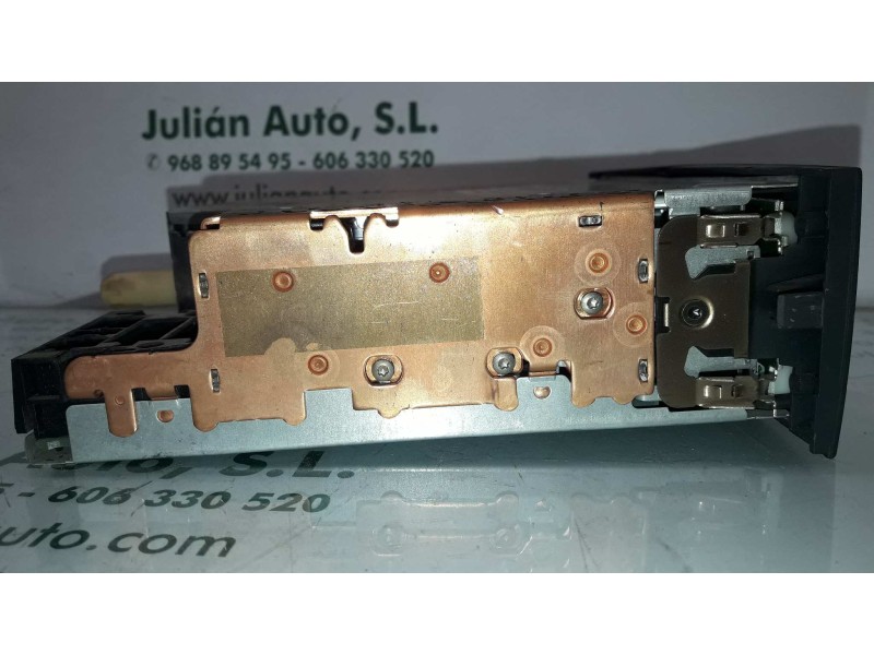 Recambio de sistema audio / radio cd para renault megane ii classic berlina expression referencia OEM IAM 8200256141C 22DC27762 