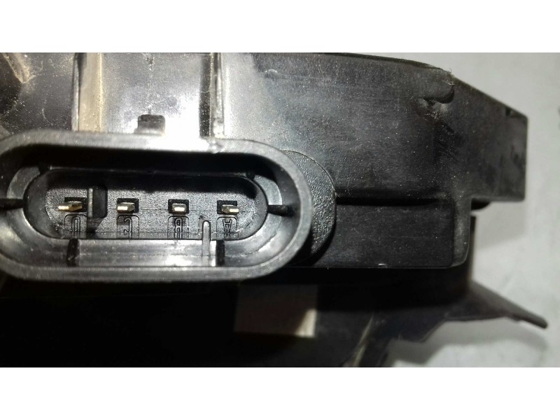 Recambio de cerradura puerta delantera izquierda para renault megane ii classic berlina expression referencia OEM IAM   4 PINES