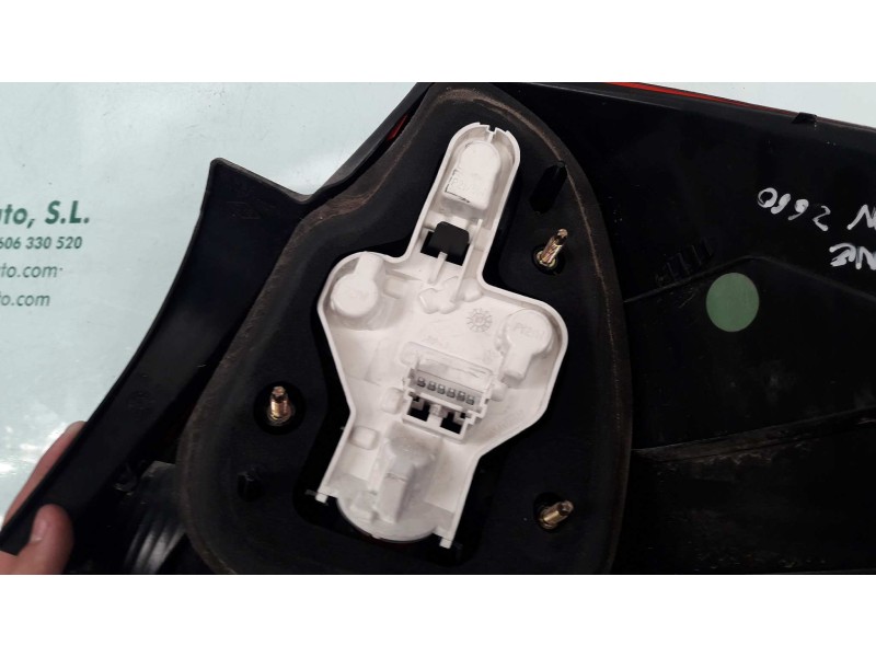 Recambio de piloto trasero izquierdo para renault megane ii classic berlina expression referencia OEM IAM   