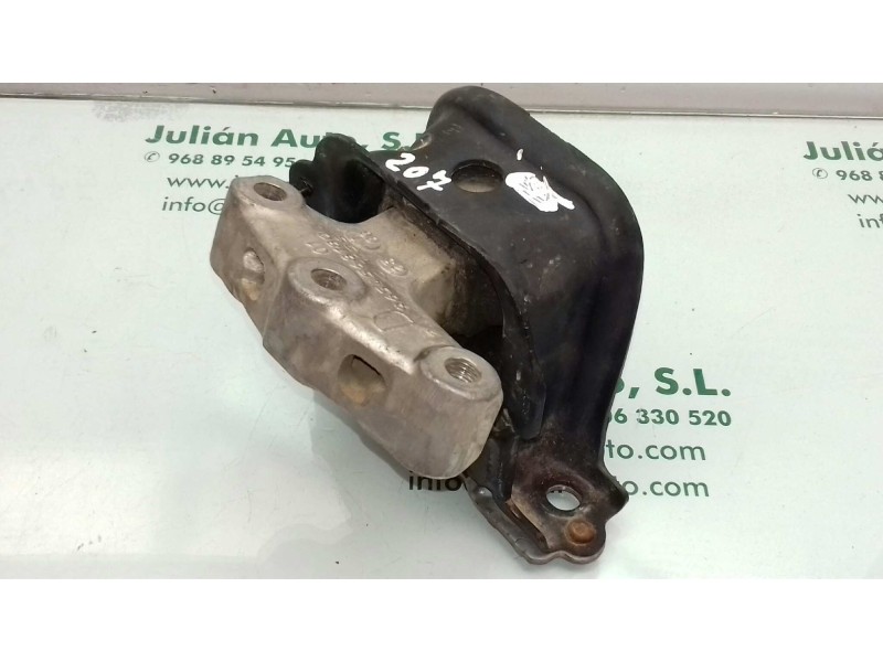 Recambio de soporte motor derecho para peugeot 207 x-line referencia OEM IAM 9654568180  