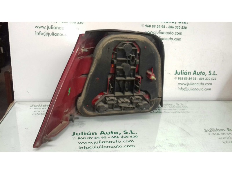 Recambio de piloto trasero derecho para volkswagen golf iv berlina (1j1) conceptline referencia OEM IAM   