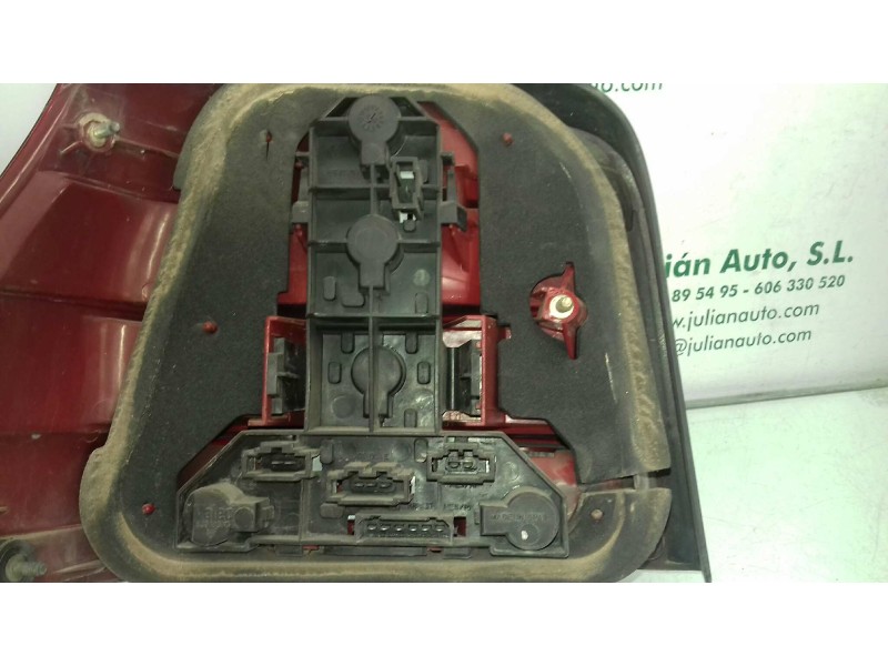 Recambio de piloto trasero derecho para volkswagen golf iv berlina (1j1) conceptline referencia OEM IAM   