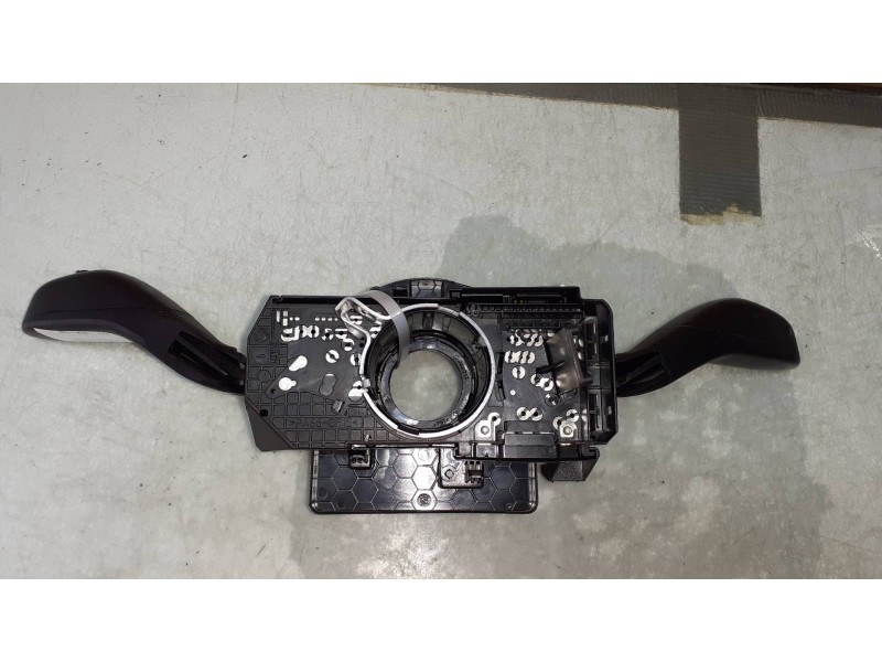 Recambio de mando limpia para seat ibiza (6l1) cool referencia OEM IAM 203257ATW 1263900 15685997