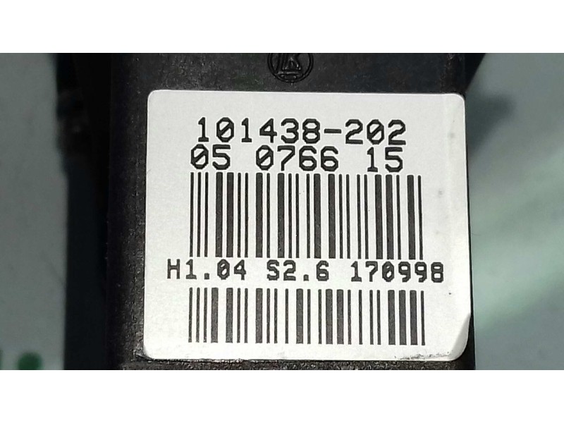 Recambio de motor elevalunas trasero derecho para volkswagen passat berlina (3b2) comfortline referencia OEM IAM 101438202 01308