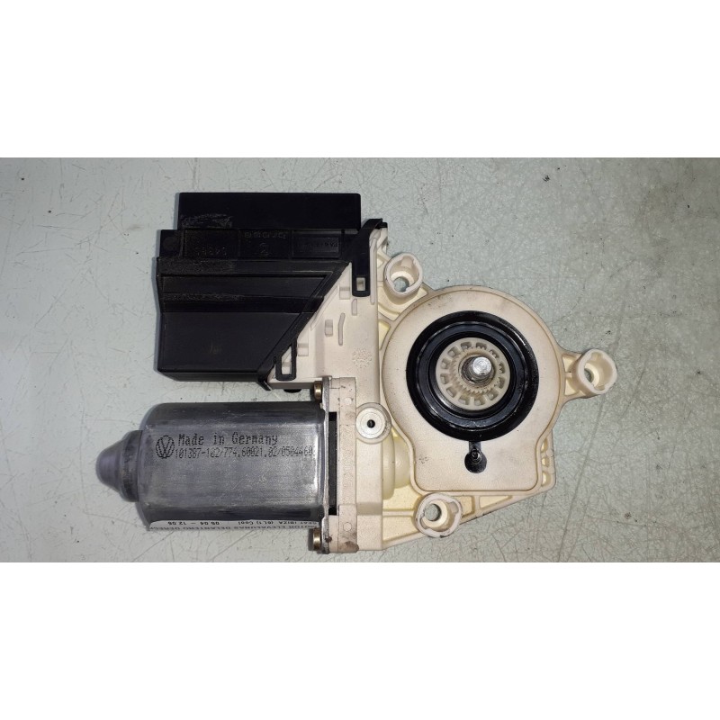 Recambio de motor elevalunas delantero derecho para seat ibiza (6l1) cool referencia OEM IAM 6Q2959802A 104379101 05074100