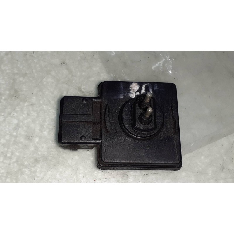 Recambio de sensor para renault clio ii fase ii (b/cb0) campus referencia OEM IAM 9305118A 63299032 DELPHI