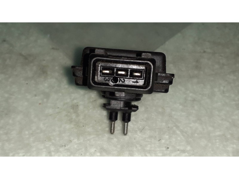 Recambio de sensor para renault clio ii fase ii (b/cb0) campus referencia OEM IAM 9305118A 63299032 DELPHI