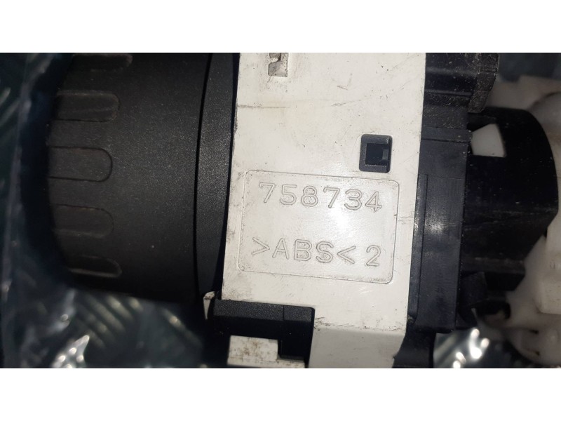 Recambio de mando climatizador para toyota yaris (ksp9/scp9/nlp9) básico referencia OEM IAM 758734 55903 CONECTOR 9 PINES