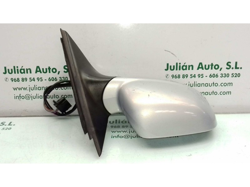 Recambio de retrovisor derecho para volkswagen passat berlina (3b2) comfortline referencia OEM IAM 3B0857934  ELECTRICO