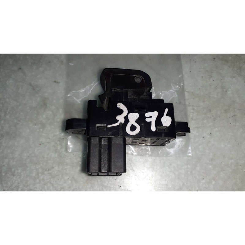 Recambio de mando elevalunas delantero derecho para nissan qashqai (j10) acenta referencia OEM IAM 25411BR00A CONECTOR 5 PINES 