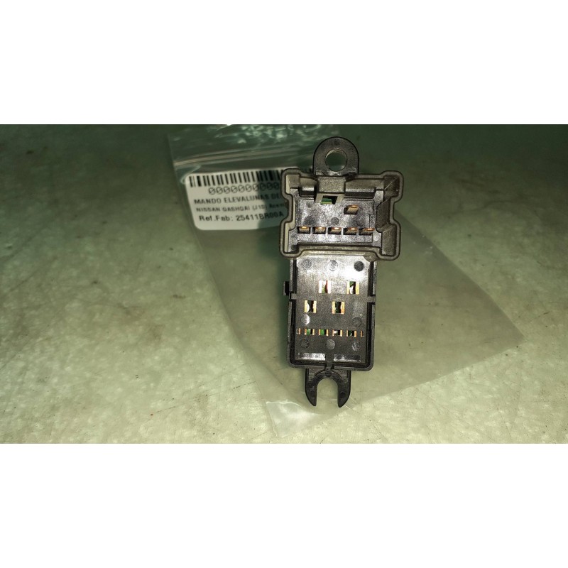 Recambio de mando elevalunas delantero derecho para nissan qashqai (j10) acenta referencia OEM IAM 25411BR00A CONECTOR 5 PINES 