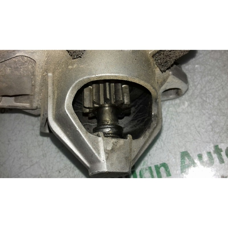 Recambio de motor arranque para renault megane iii berlina 5 p dynamique referencia OEM IAM 233009161R 3A70459AM VALEO