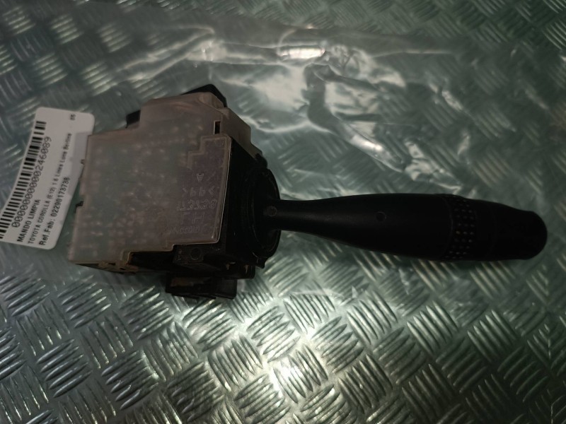 Recambio de mando limpia para toyota corolla (e12) 1.6 linea luna berlina referencia OEM IAM 02290173738 173738 173647