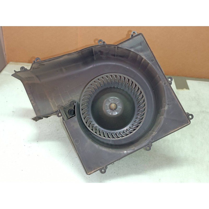 Recambio de ventilador calefaccion para nissan primera berlina (p12) acenta referencia OEM IAM 27200AV617  