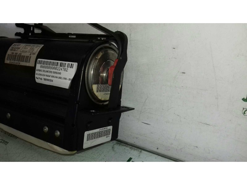 Recambio de airbag delantero derecho para volkswagen passat berlina (3b2) comfortline referencia OEM IAM 3B0880204 00059531C 