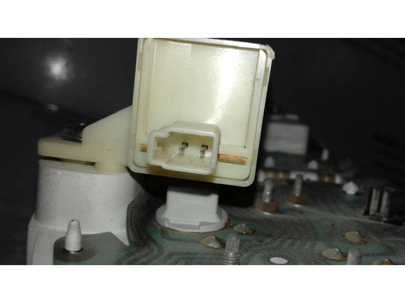 Recambio de cuadro instrumentos para nissan vanette cargo vanette cargo caja cerrada referencia OEM IAM 19663701  