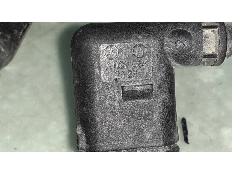 Recambio de sensor para mercedes-benz clase c (w203) berlina 180 (203.035) referencia OEM IAM A2035401317   Recambio de sensor para mercedes-benz clase c (w203) berlina 180 (203.035) referencia OEM IAM A2035401317