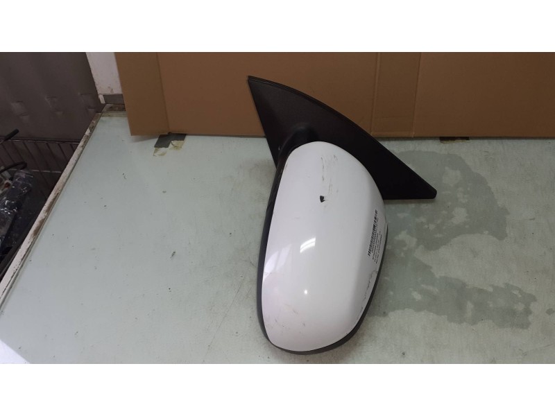 Recambio de retrovisor izquierdo para kia cee´d 1.6 crdi cat referencia OEM IAM 876101H255WD  ELECTRICO