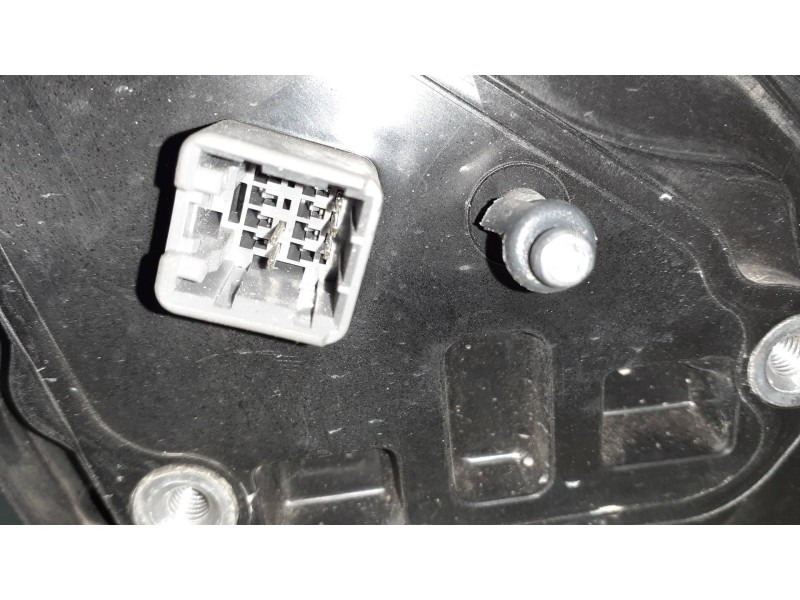 Recambio de retrovisor izquierdo para kia cee´d 1.6 crdi cat referencia OEM IAM 876101H255WD  ELECTRICO