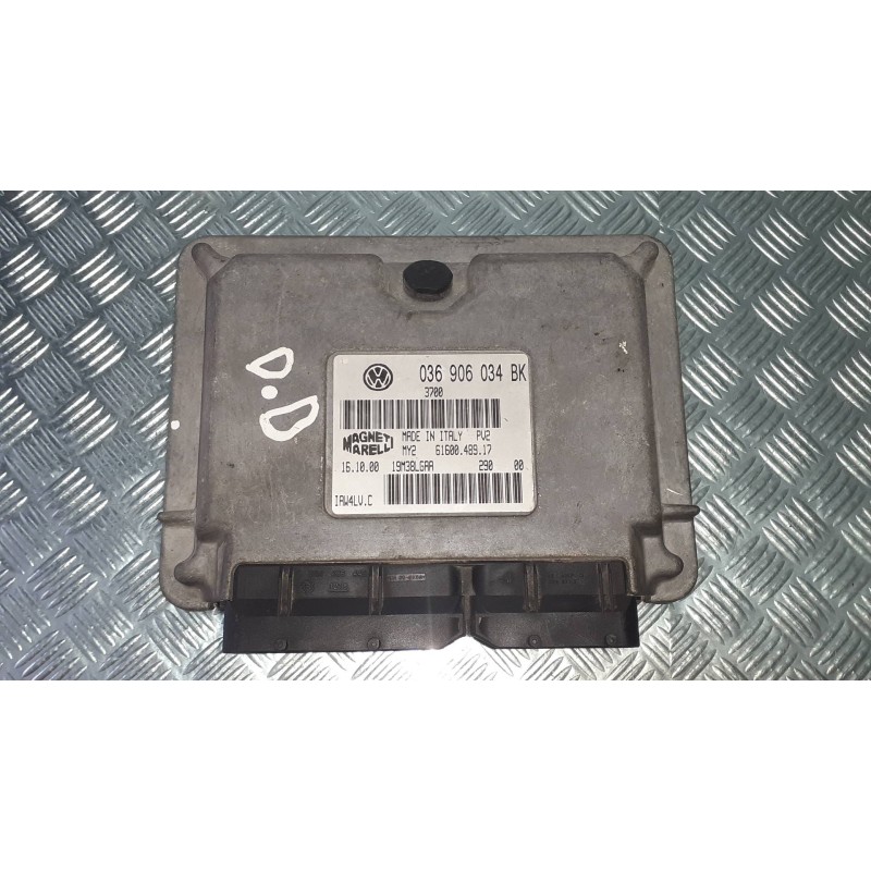 Recambio de centralita motor uce para skoda fabia (6y2/6y3) elegance referencia OEM IAM 6160048917 036903034BK MAGNETI MARELLI