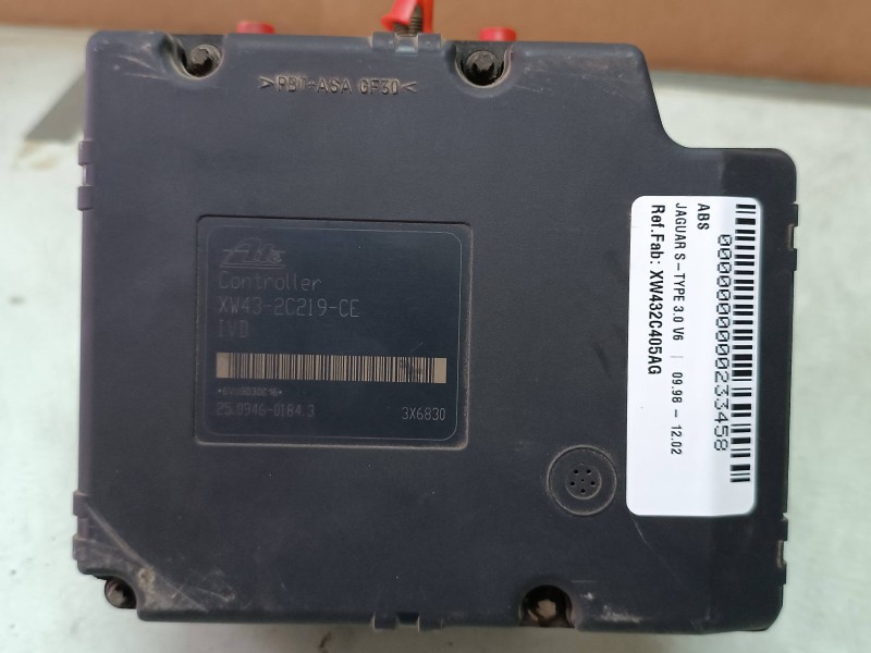 Recambio de abs para jaguar s-type 3.0 v6 referencia OEM IAM XW432C405AG 10020804823 XW432C219CE