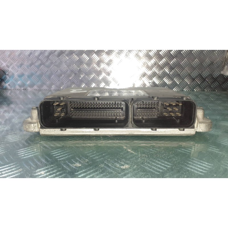 Recambio de centralita motor uce para skoda fabia (6y2/6y3) elegance referencia OEM IAM 6160048917 036903034BK MAGNETI MARELLI